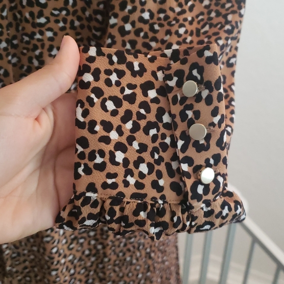 Talbots leopard dress Womens Size 2 Talbots Midi Long Sleeve - Picture 3 of 11
